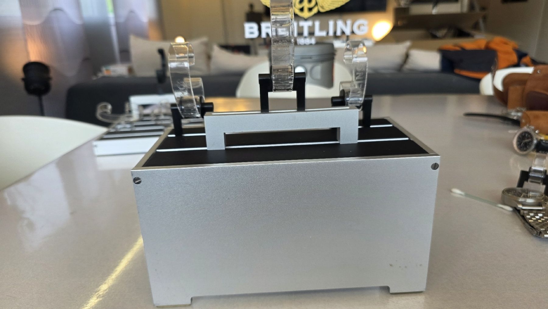Breitling Orologi: ORIGINAL BREITLING UHRENAUSSTELLER – Usato da Winterthur venduto da Navitimer 3