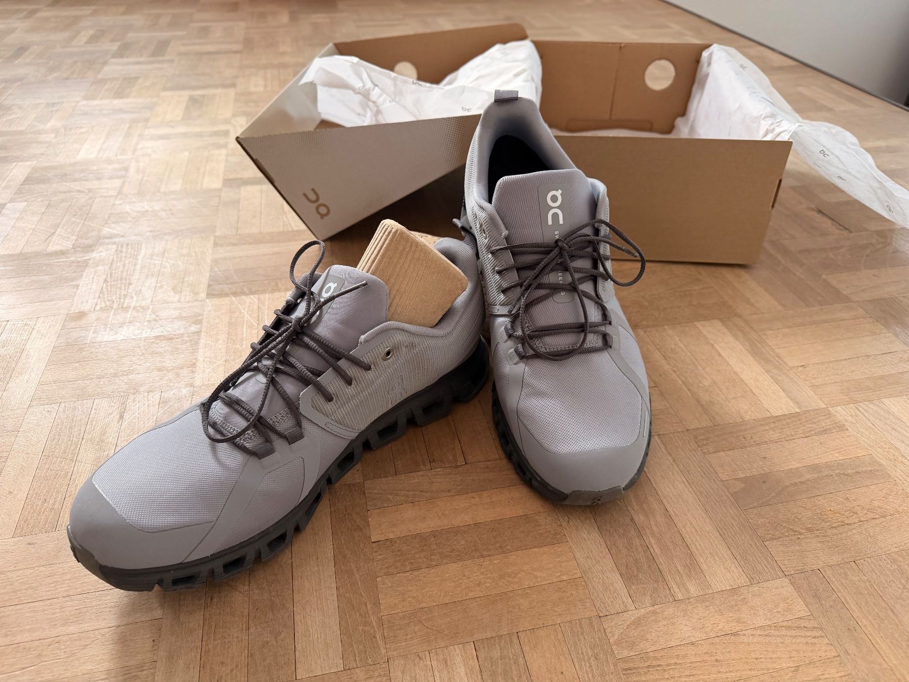 On Herrenschuhe: Original ON Cloud 6 Waterproof Laufschuhe Grau Gr. 45 – Neu und originalverpackt aus Turbenthal von Maruseru79