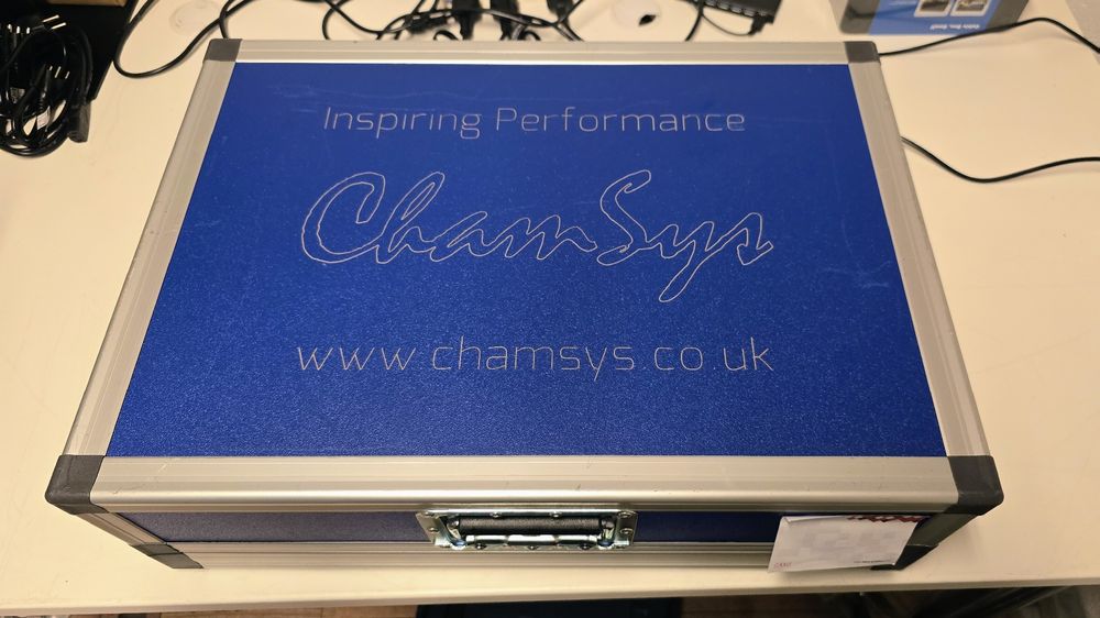 ChamSys QuickQ 10 Lichtpult DMX Moving Head Flightcase (Gebraucht) in ...