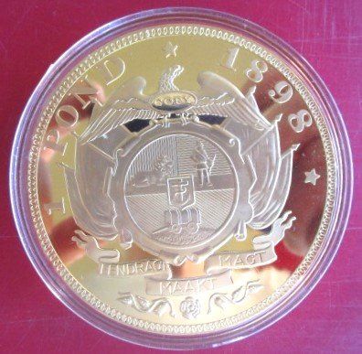 Medaglie: GIGANT: Replik "1898 Single 9 Pound - mit Zertifikat - 70mm – Nuovo e nell'imballaggio originale da Luzern venduto da Horoskop1 1