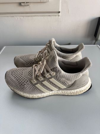 Adidas Ultra Boost Cream