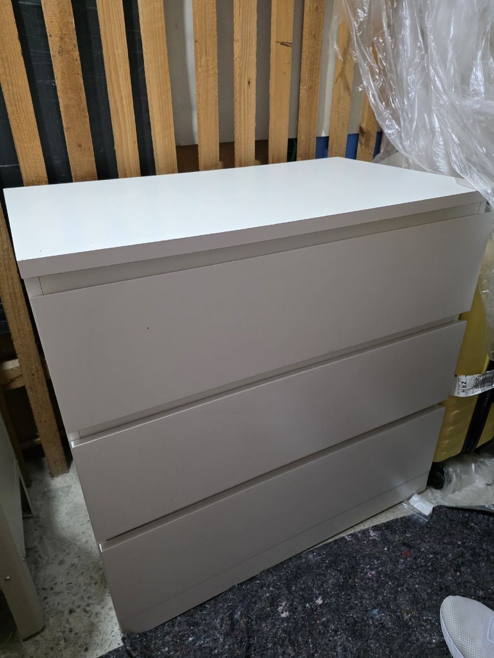 Ikea Kommoden: Kommode GRATIS abzugeben – Gebraucht aus Gossau SG von Ma_rija92