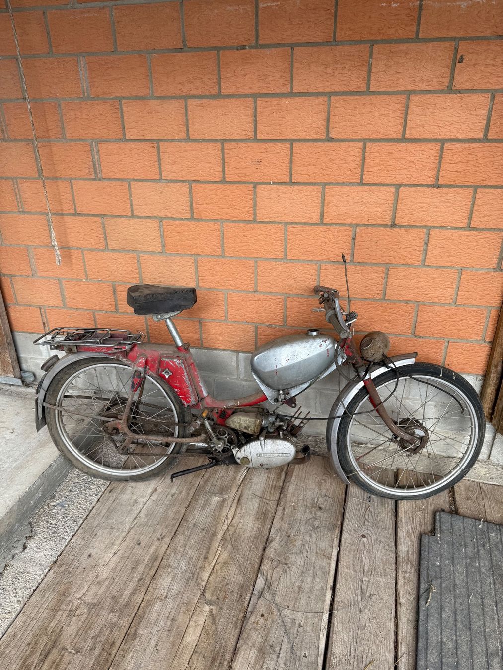 Zündapp Ciclomotori: Ur- Zündapp 439-01 Belmondo Töffli – Difettoso da Fahrni b. Thun venduto da berger_tuning34