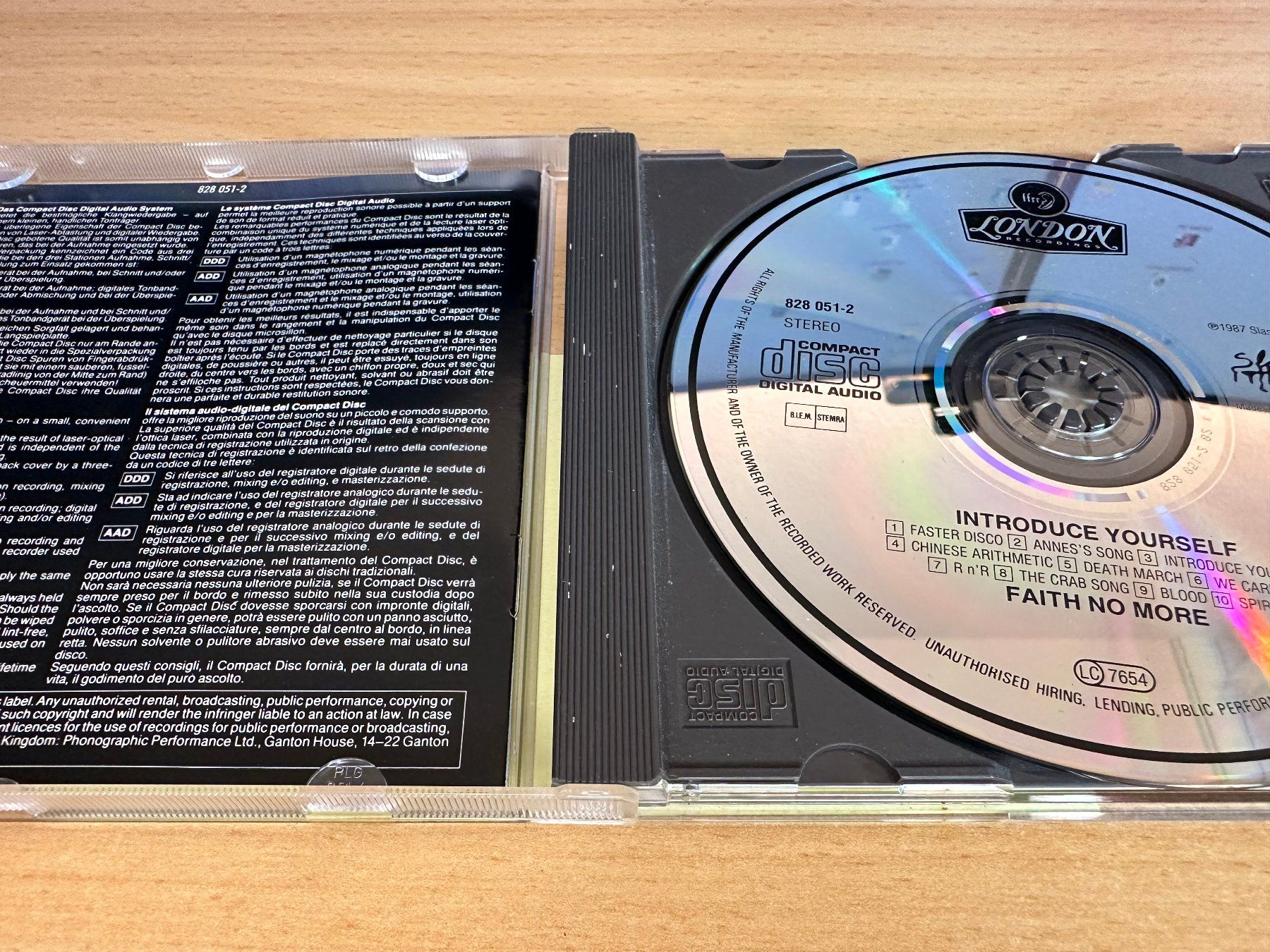 CDs: Faith No More – Introduce Yourself – Gebraucht aus Rikon im Tösstal von Alpenmutz 2