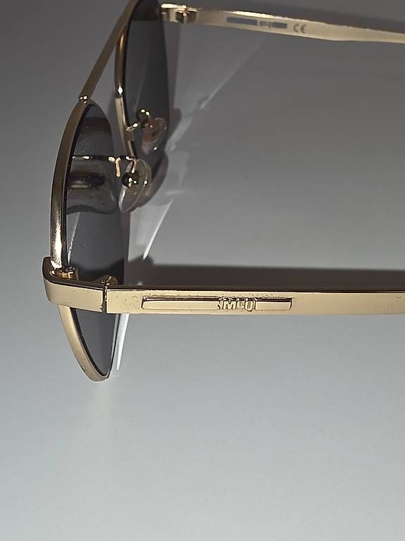 Occhiali & Lenti: Lunettes de soleil Alexander Mcqueen – Usato da Pully venduto da fer_8lm6