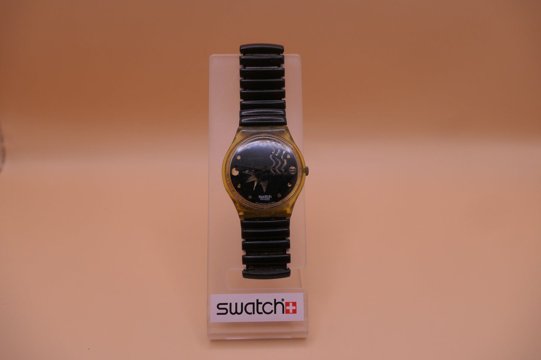 Swatch Orologi: Swatch Gent "FLAKE" GK165, neue Batterie – Usato da Thun venduto da CHRONOTIKA 3