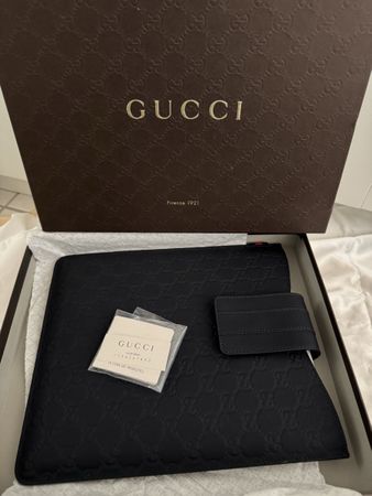 Ab 1: Gucci leder Hülle Guccissima 