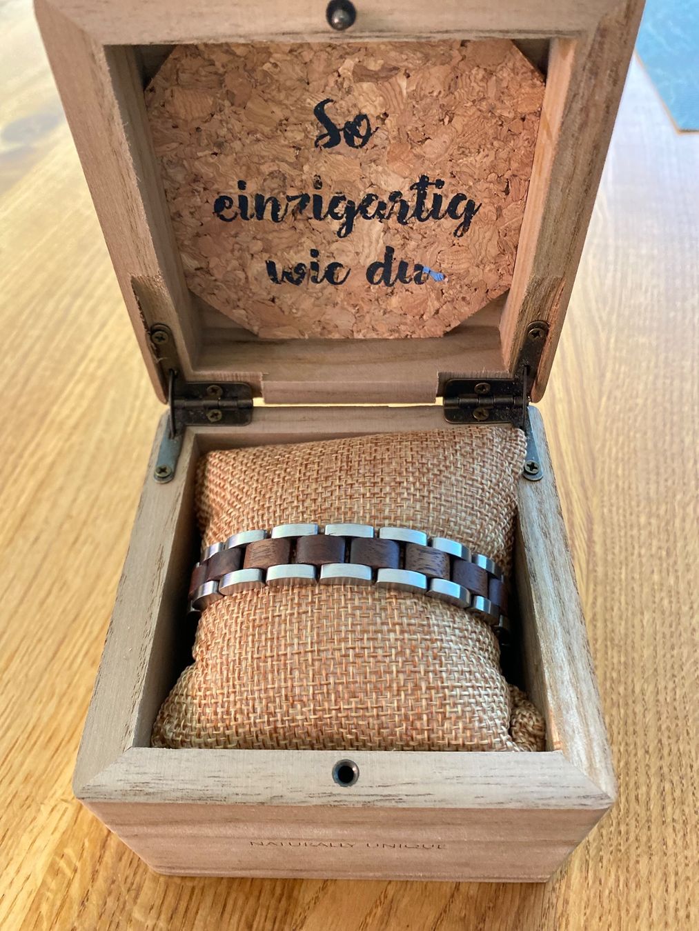 Bracciali & Braccialetti: Holzkern Armband Walnuss – Usato da St. Gallen venduto da sus_lwc2