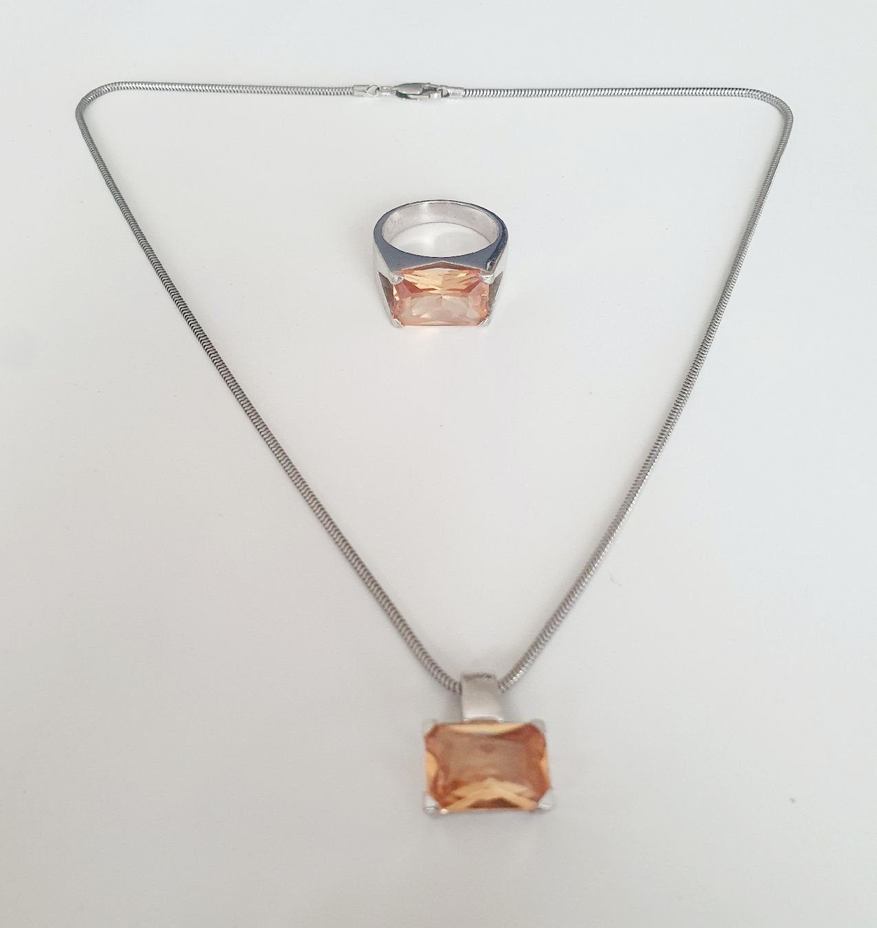 Bagues: Silberring 925 mit grossem Stein Gr. 19.3 – D'occasion à Kreuzlingen par Wunderkiste123 8