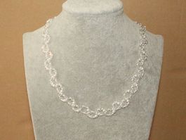 Schöne Kette mit Silberverschluss925