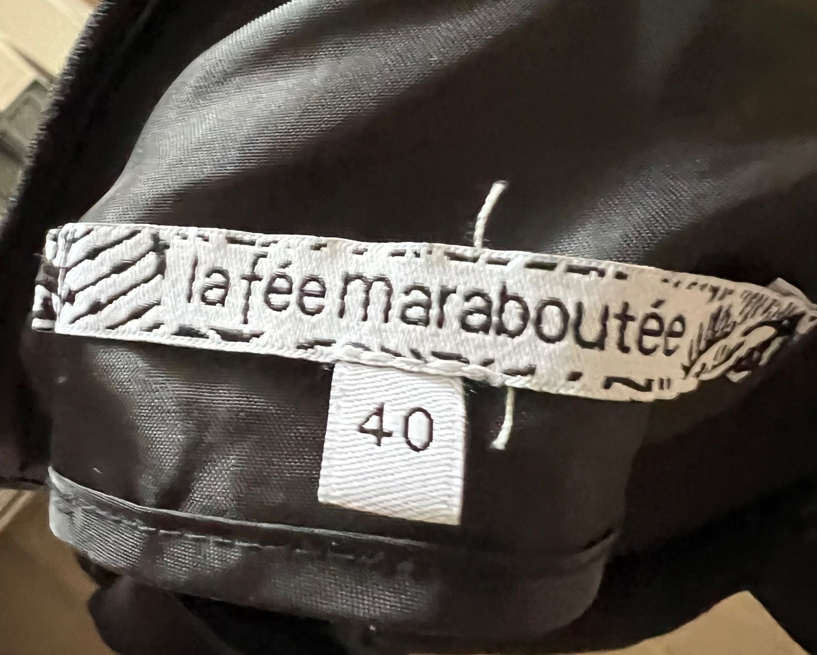 Vestiti: Robe La fée maraboutée noire M joli dos – Usato da Lugnorre venduto da cla_j6bq 2