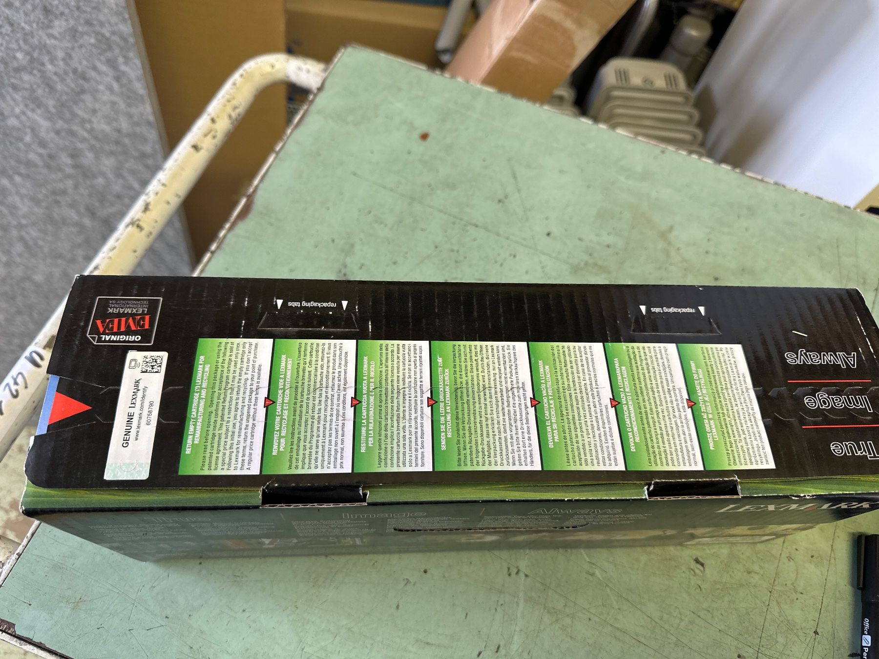 Lexmark Druckerpatronen & Toner: neuer Lexmark E250A11E Toner schwarz, original – Neu und originalverpackt aus Necker von liq24 3
