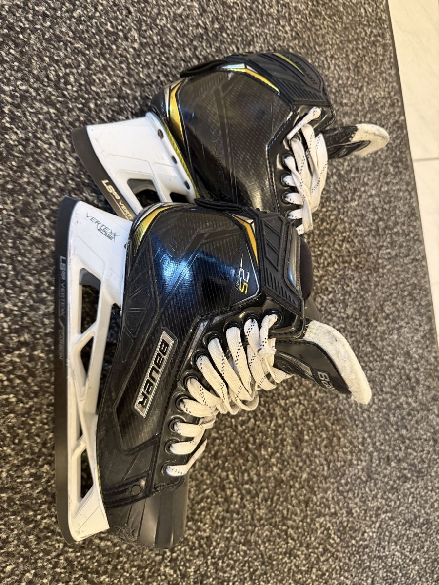 Bauer Pattini da ghiaccio: Bauer 2S Pro Schlittschuhe (Gr. 44/8.5) – Usato da Pfyn venduto da thi_rs87 2