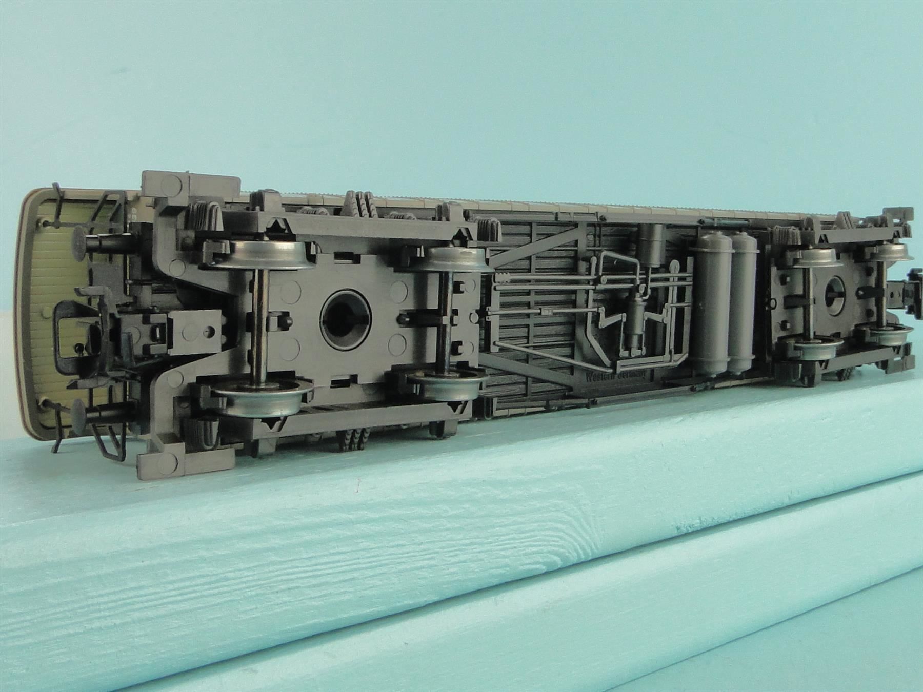 Märklin Modellini di ferrovie: Märklin 4214 Plattformwagen – Usato da Bülach venduto da cann11 5
