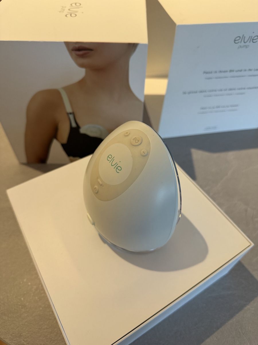 Elvie Accessori per l’allattamento: Elvie Pump double wireless breast pump complete set – Usato da Reinach BL venduto da K.zh.A 4