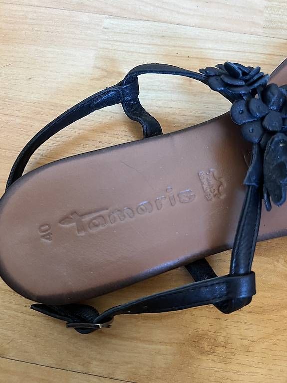 Tamaris Scarpe da donna: Sandales Tamaris - Taille 40 – Usato da Bossonnens venduto da noemie_01 2
