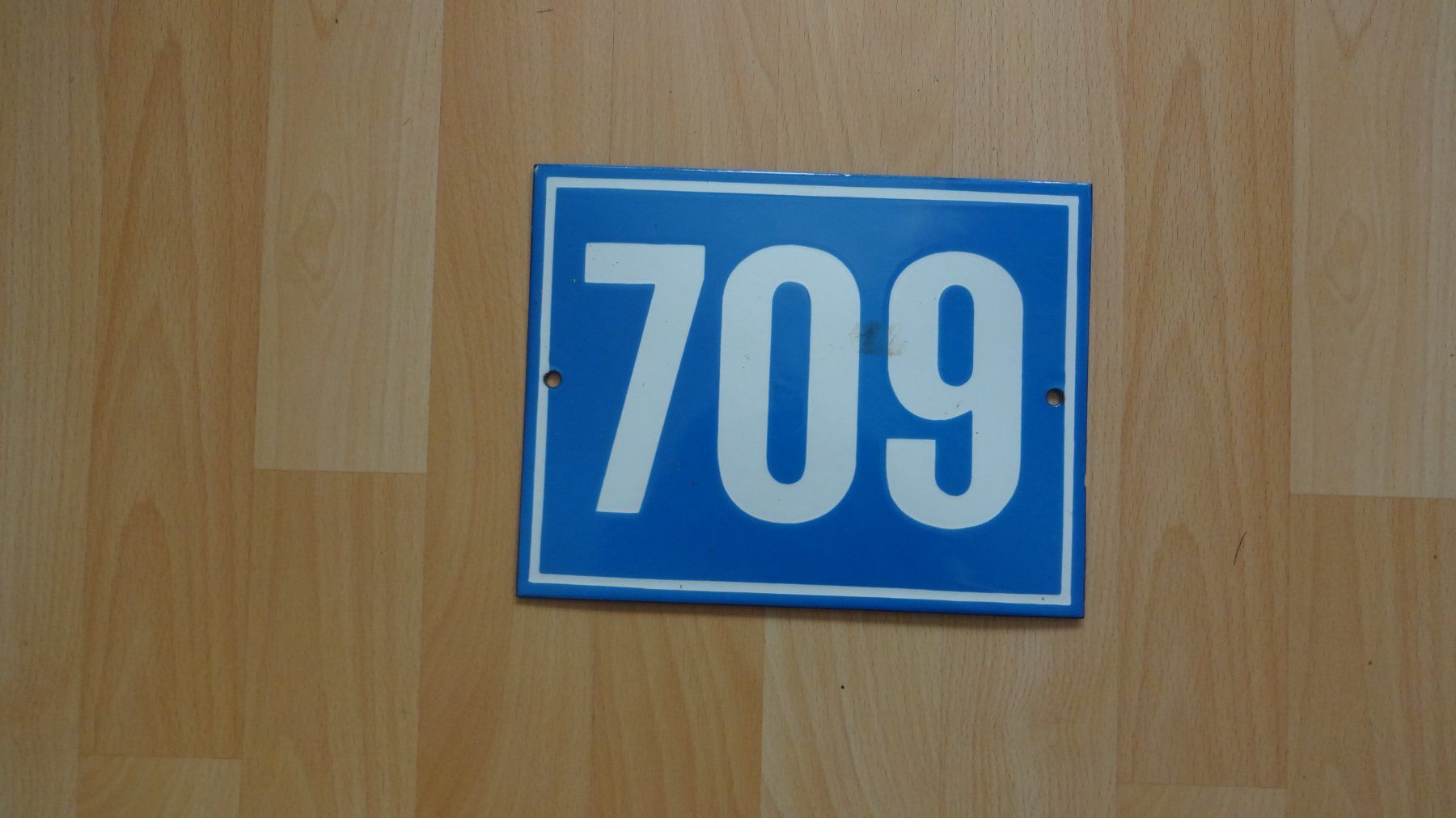 Insegne: Emailschild Hausnummer – Usato da Fisibach venduto da goldfasan52