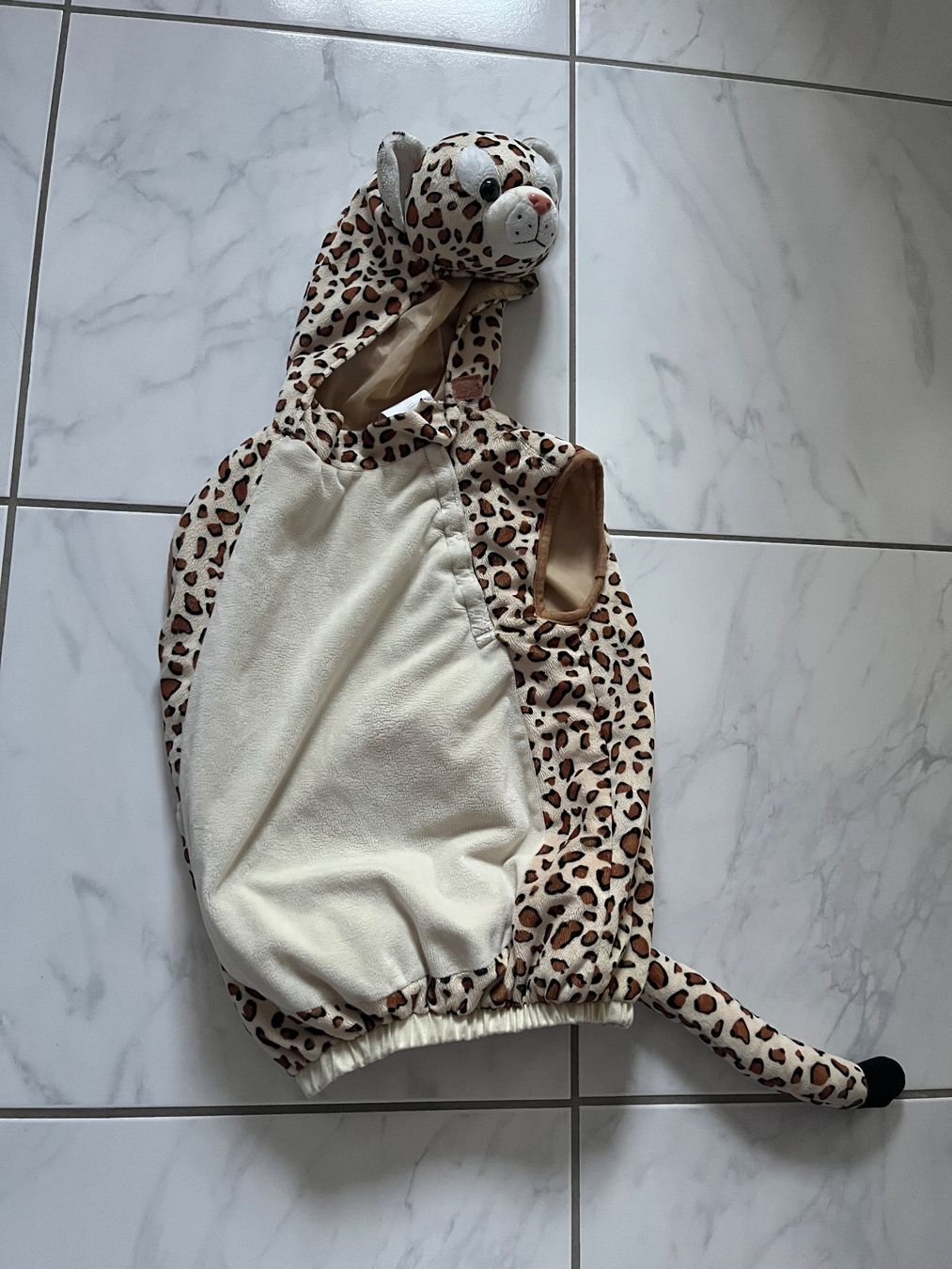 Costumi: Kinder Kostüm Leopard 104 – Usato da Tuggen venduto da Simone00000
