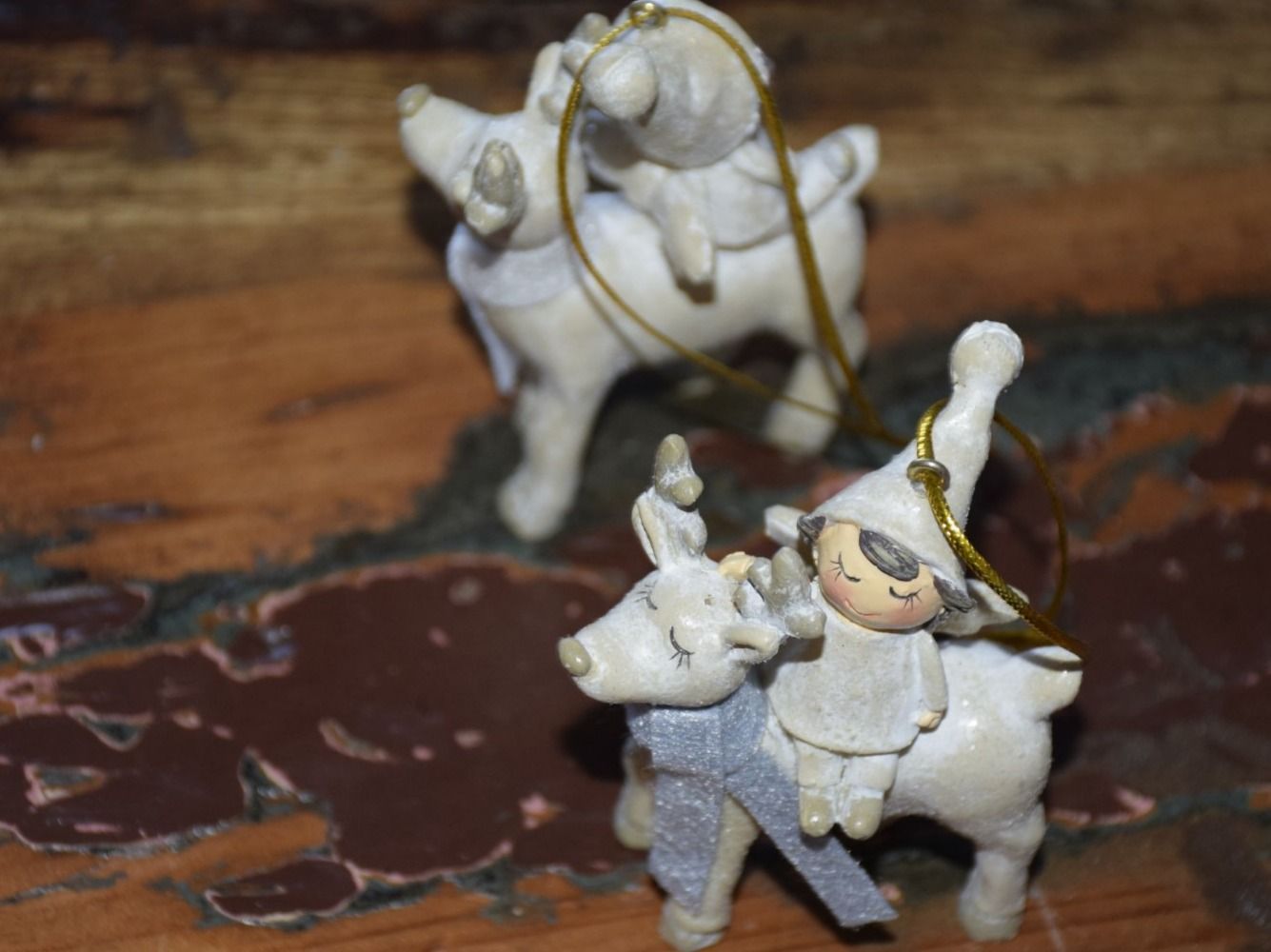 Statuette: Set  Engel auf Rentier Nr. 1 – Nuovo e nell'imballaggio originale da Wetzikon ZH venduto da Wetzicardo25 5