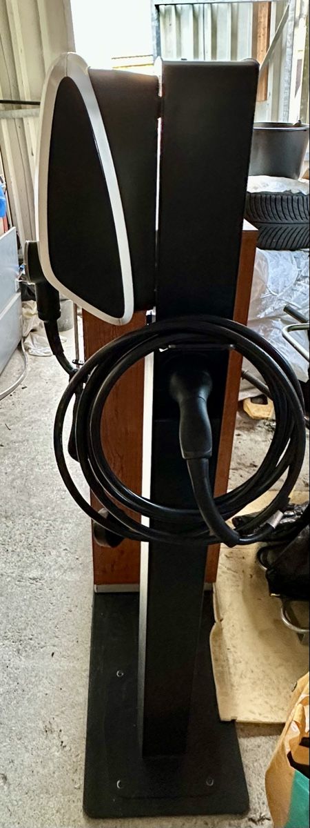 Caricabatterie: EVBox Ladestation , Delphi Ladegerät Set  Top Zustand – Usato da Biel/Bienne venduto da kra_s8rv 1