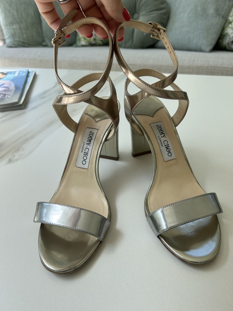 Jimmy Choo Chaussures femmes: Jimmy Choo metallic sandals. Size 38,5 – D'occasion à Pfeffingen par Eva_GoVintage