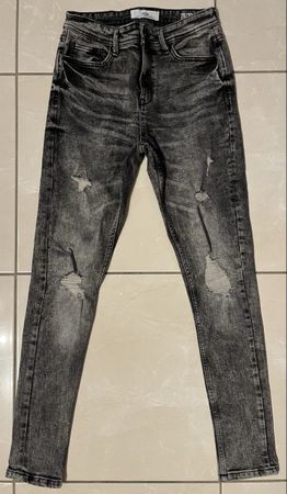 Schwarze Skinny Jeans, Destroyed Look, Gr. 36
