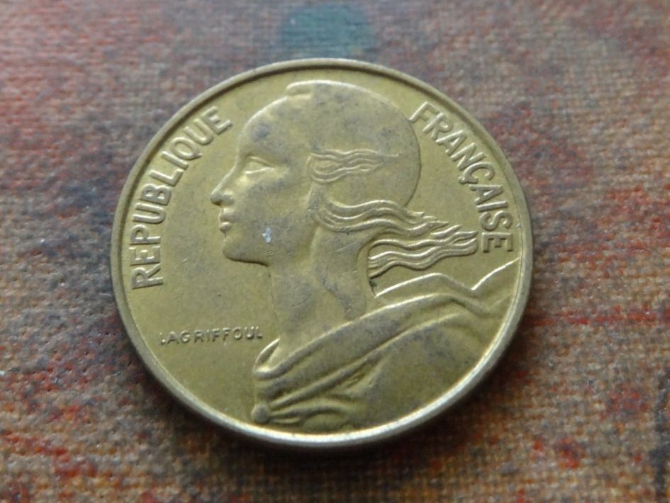 Alle Münzen: FRANCE  10 Centimes  1967 – Gebraucht aus Romanel-sur-Lausanne von Swift13 1