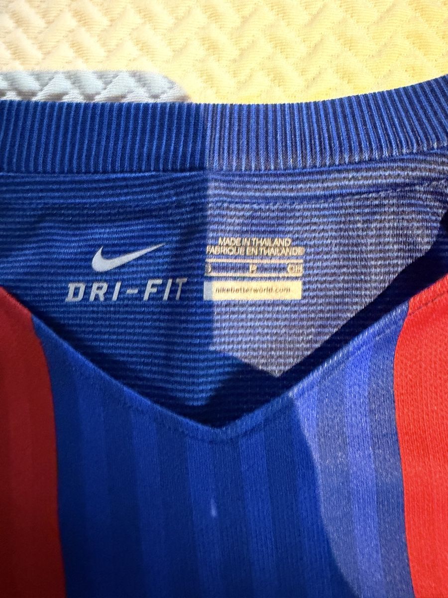 Nike Leibchen & Hosen: Original Barcelona shirt 16/17 – Gebraucht aus Aarberg von marcoo237 1