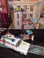 Playmobil ghostbusters,  station + voiture + stand hotdog