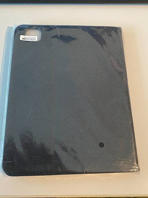 Covers & Taschen: iPad pro 11 2024 Hülle schwarz, NEU – Neu und originalverpackt aus Sursee von Engel19 1