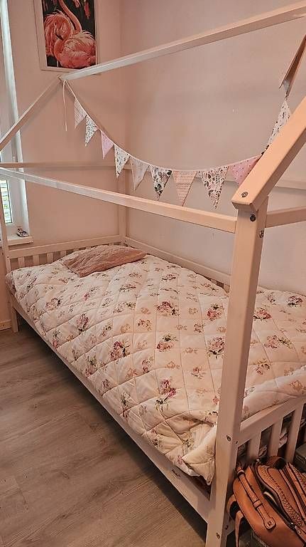 Letti: Kinderbett Maison 90 x 200 weiß – Usato da Oberkulm venduto da sut_8lrh 1