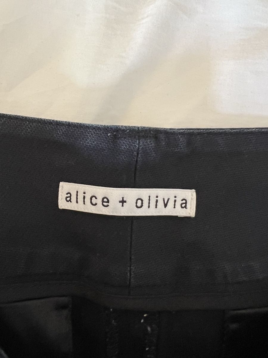 Pantalons: Alice & Olivia summer shorts – D'occasion à Zollikon par jud_cmm9 1