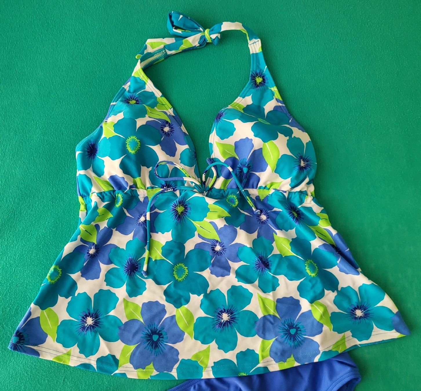 Badekleider & Bikinis: Beach Time Tankini Gr. 46. neuwertig – Neu (gemäss Beschreibung) aus Zell LU von claro62 1