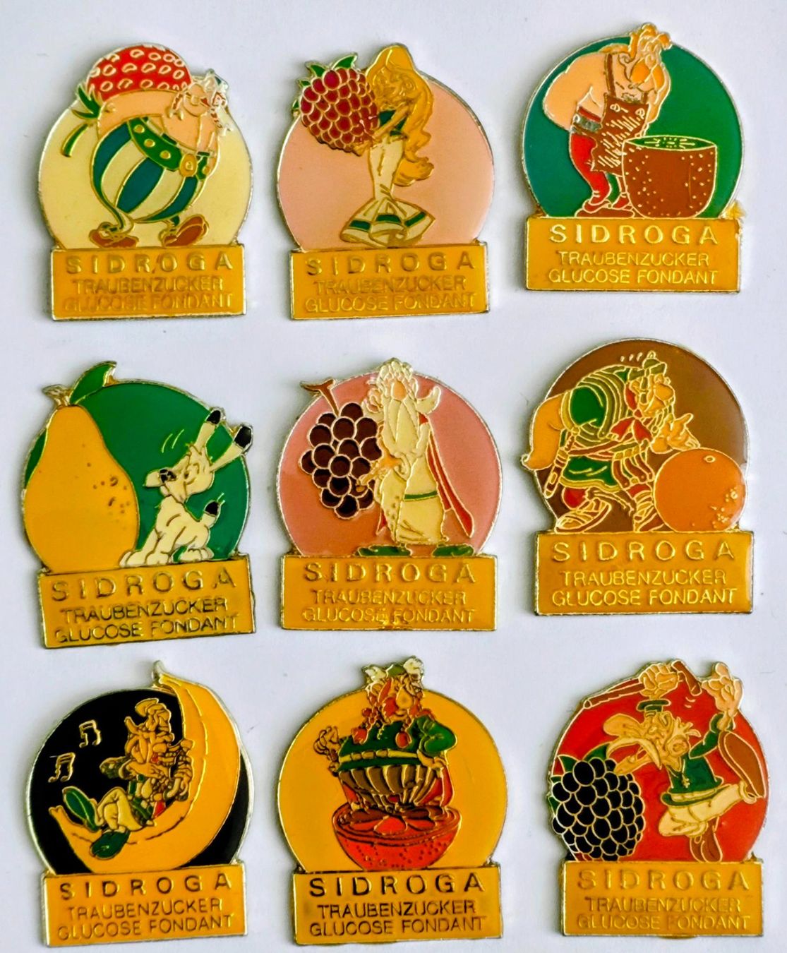 Plaquettes & Badges: 9 Pins Pins Sidroga – D'occasion à Pfäffikon ZH par Colacity