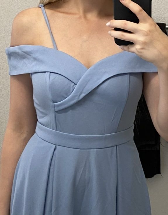 Vestiti: hellblaues Abendkleid mit Schlitz, Grösse XS/S – Nuovo (secondo la descrizione) da Adligenswil venduto da 19laura 2