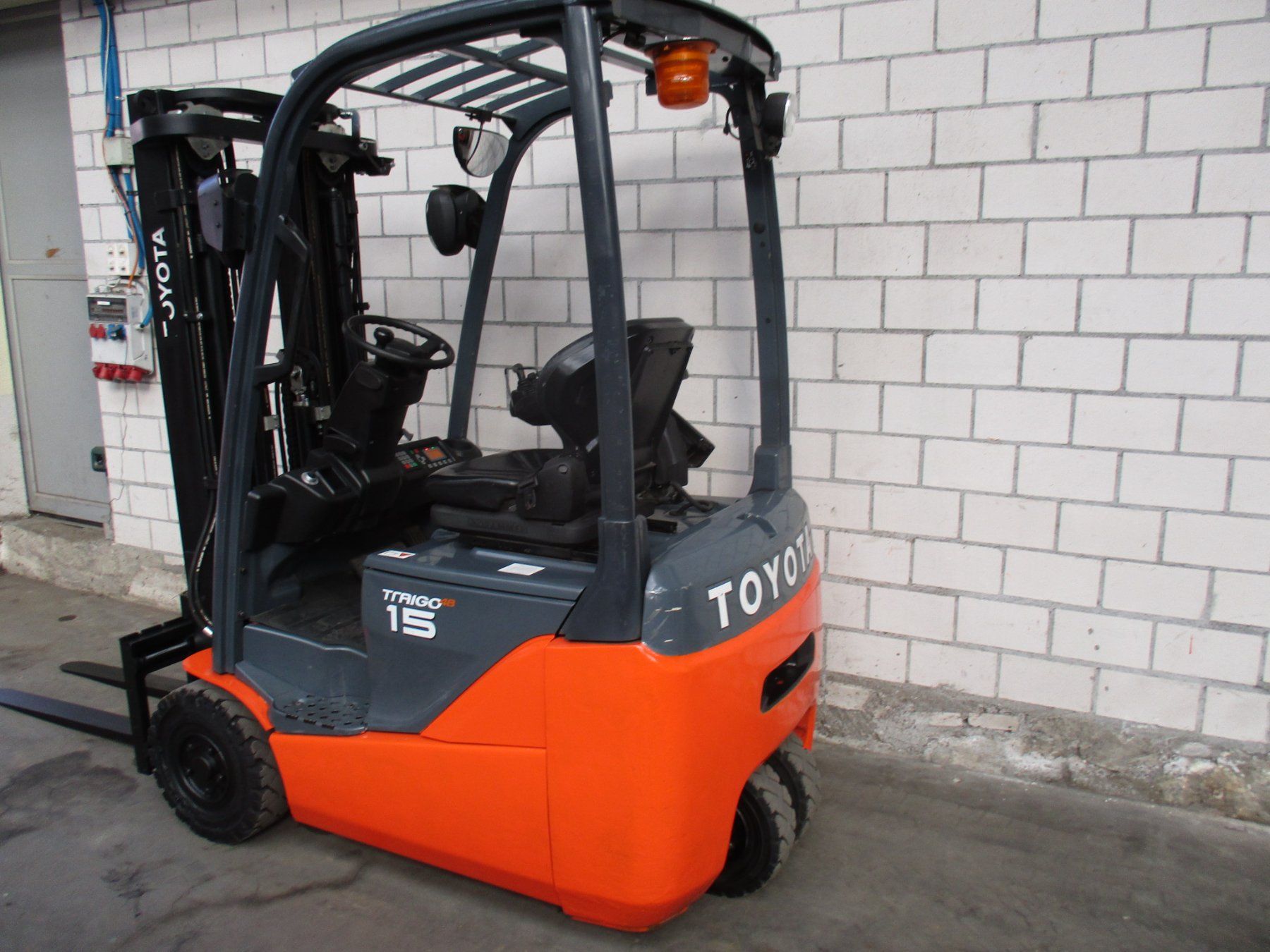 Toyota Carrelli elevatori e a forche: STAPLER TOYOTA 8FBE 15 ELEKTRO GABELSTAPLER – Usato da Seon venduto da zomahandel 2