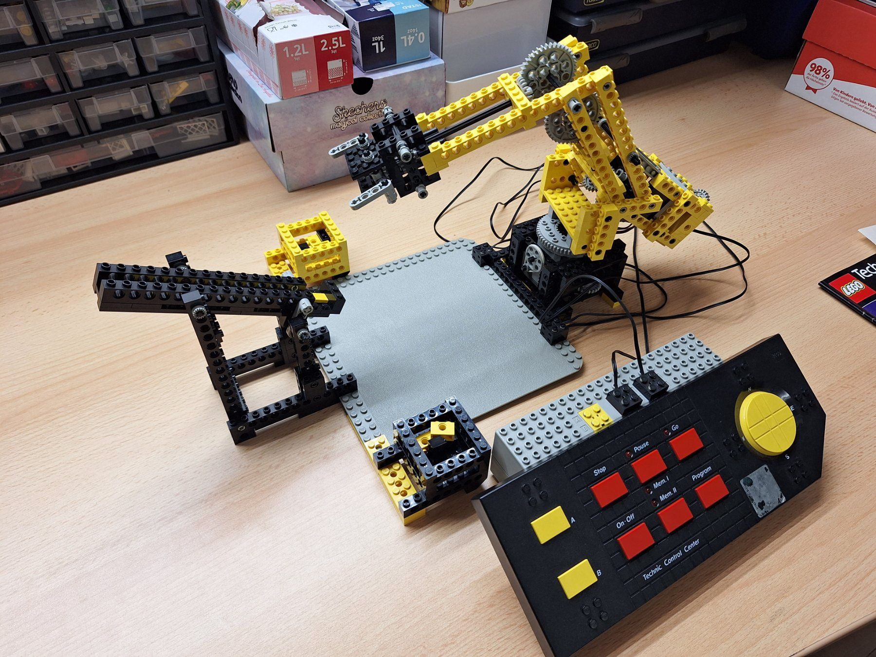 Lego Kit di costruzioni: Lego 8094 Control Center – Usato da Zürich venduto da Candid85 1