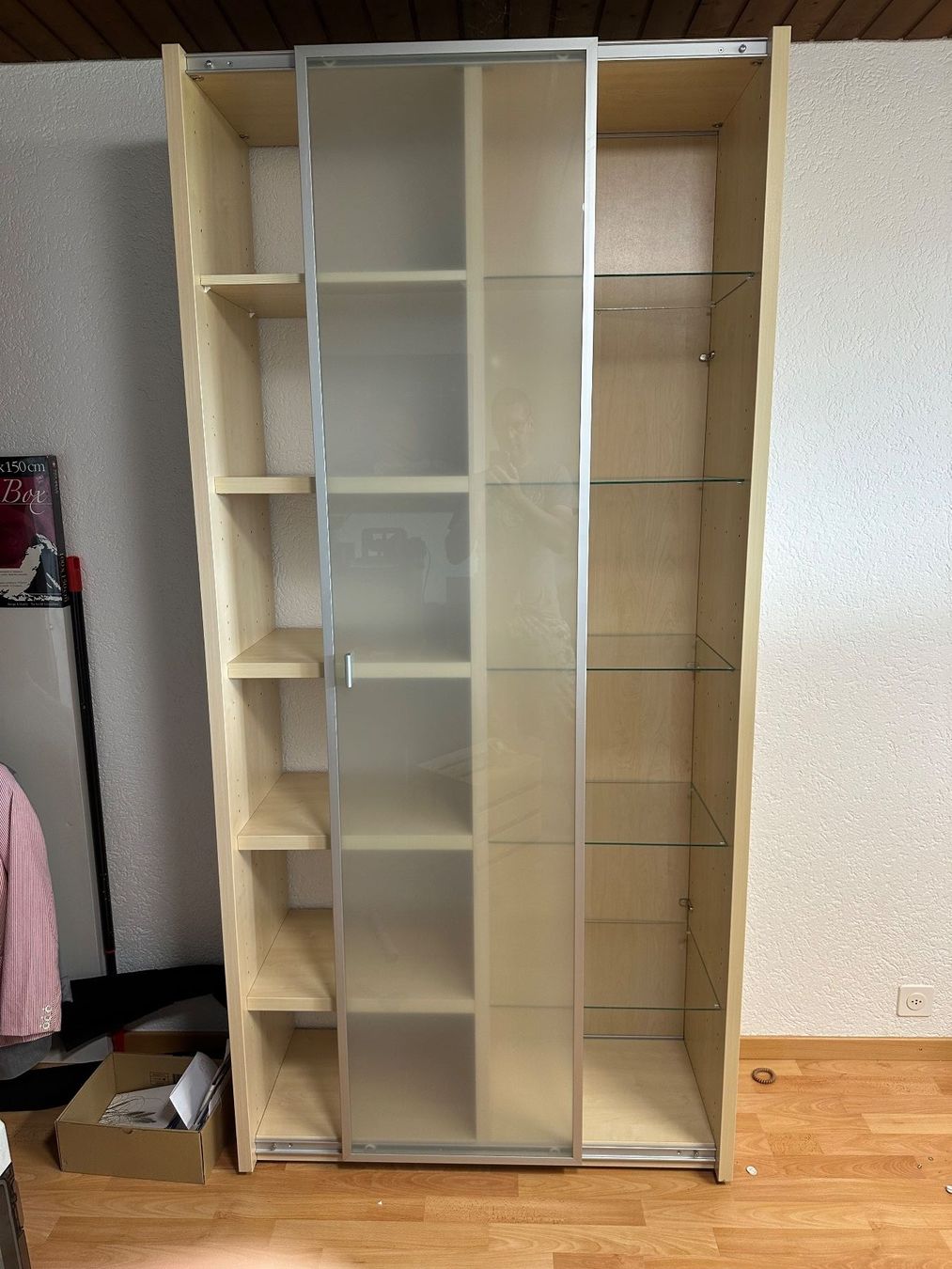 Grosser Wohnzimmerschrank, helle Optik, viel Stauraum! (Gebraucht) in Sulz LU für CHF 30 – nur Abholung auf Ricardo kaufen