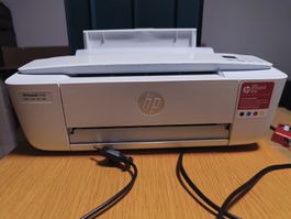 HP DeskJet 3750 Drucker mit HP 304 Patronen – wie abgebildet