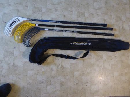 Unihockey Stocktasche und 3 Schläger rechts