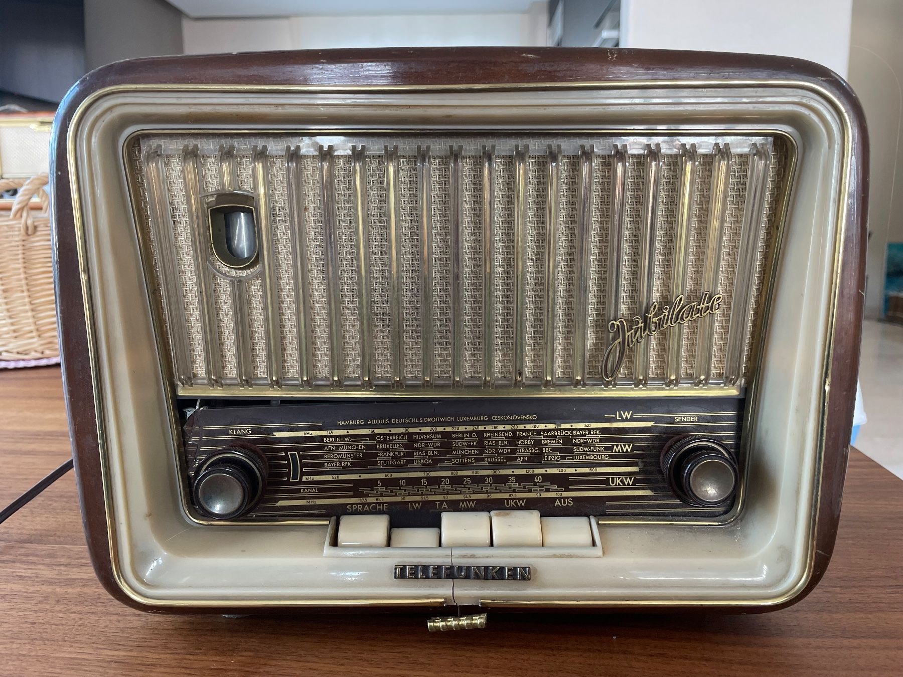 Telefunken Radio: Radio Telefunken Jubilare 7s – Usato da Wollerau venduto da phimasado 1