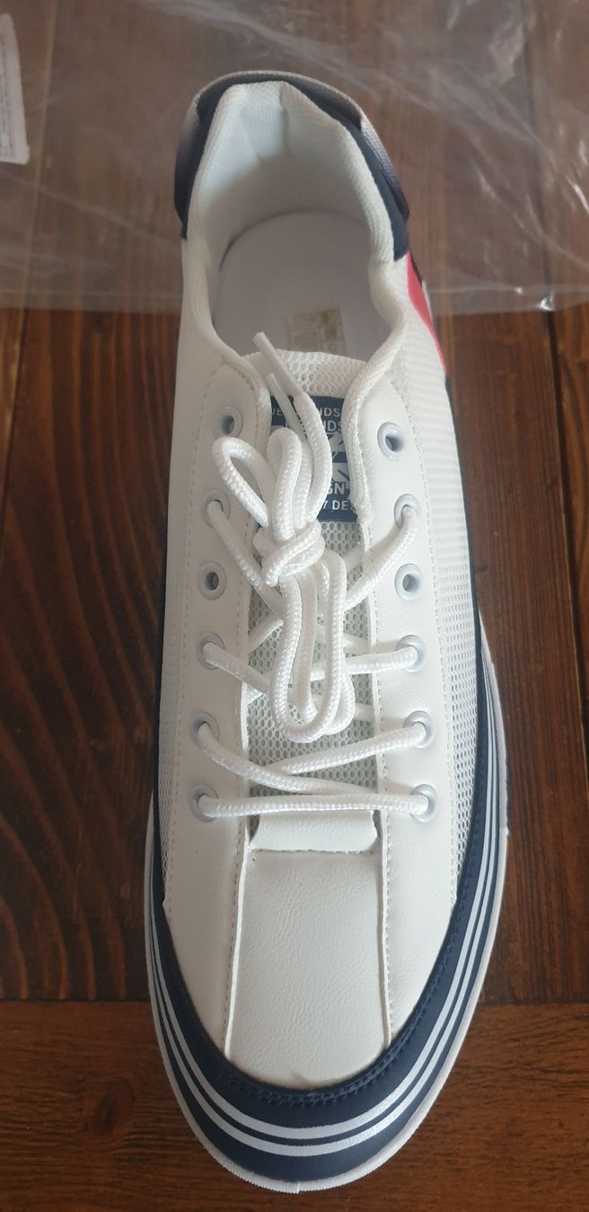 Chaussures hommes: Herren Sneaker  – Neuf avec emballage d'origine à Clarens par fur_bxq2