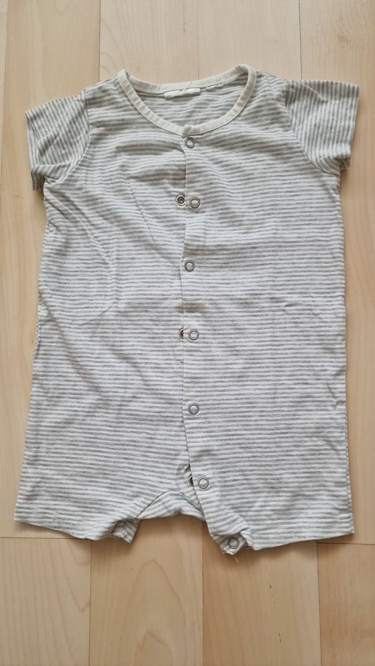 Pagliaccetti: Kurzer Sommer Jumpsuit gr68 – Usato da Winterthur venduto da Mmondeo