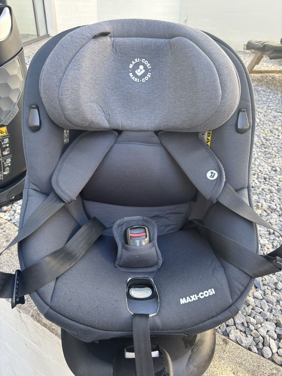 Maxi-Cosi Seggiolini per auto: Maxicosi Autositz drehbar – Usato da Uitikon Waldegg venduto da SueBue 1