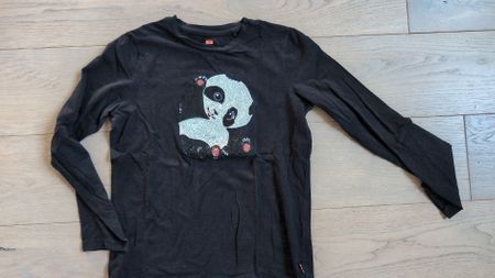Panda-Shirt, Gr. 134/140, schwarz, Langarm, WE
