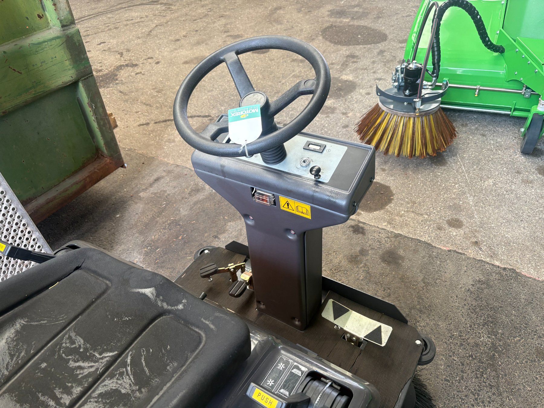 Tutte le macchine: Wischmaschine Pulimat Diablo – Usato da Lätti venduto da baumi02 3