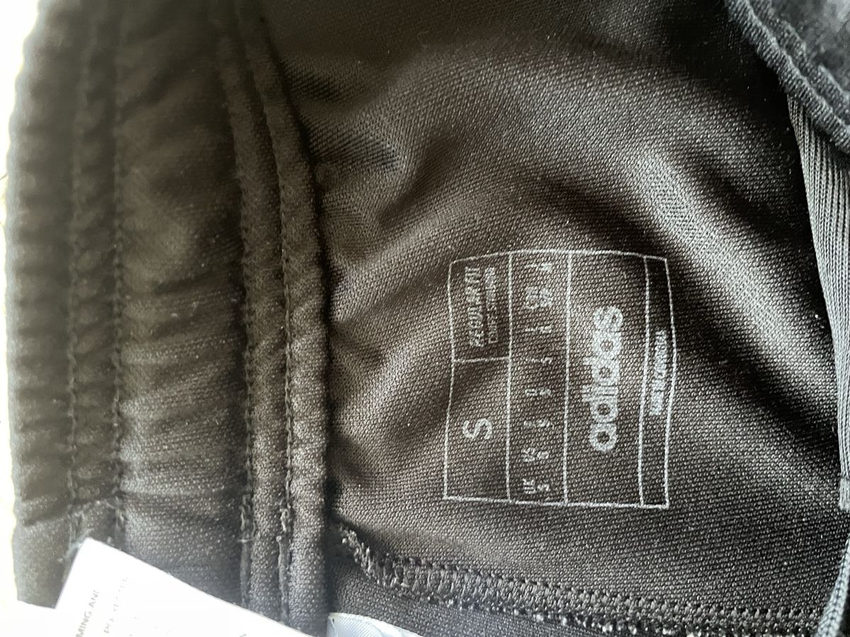 Hosen: Adidas Trainerhose Grösse S – Gebraucht aus Bern von heinbsl 1