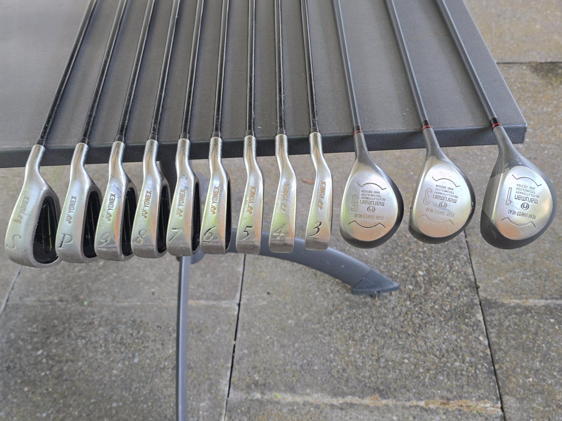 Yonex Mazze & Set: Golfschläger-Set Yonex Regular Graphit 12-teil. gebrauch... – Usato da Uetikon am See venduto da ric_qz72 1