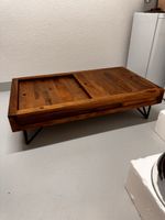 Holz Couchtisch, Sheesham Massivholz, Unikat Design 49 Zeich