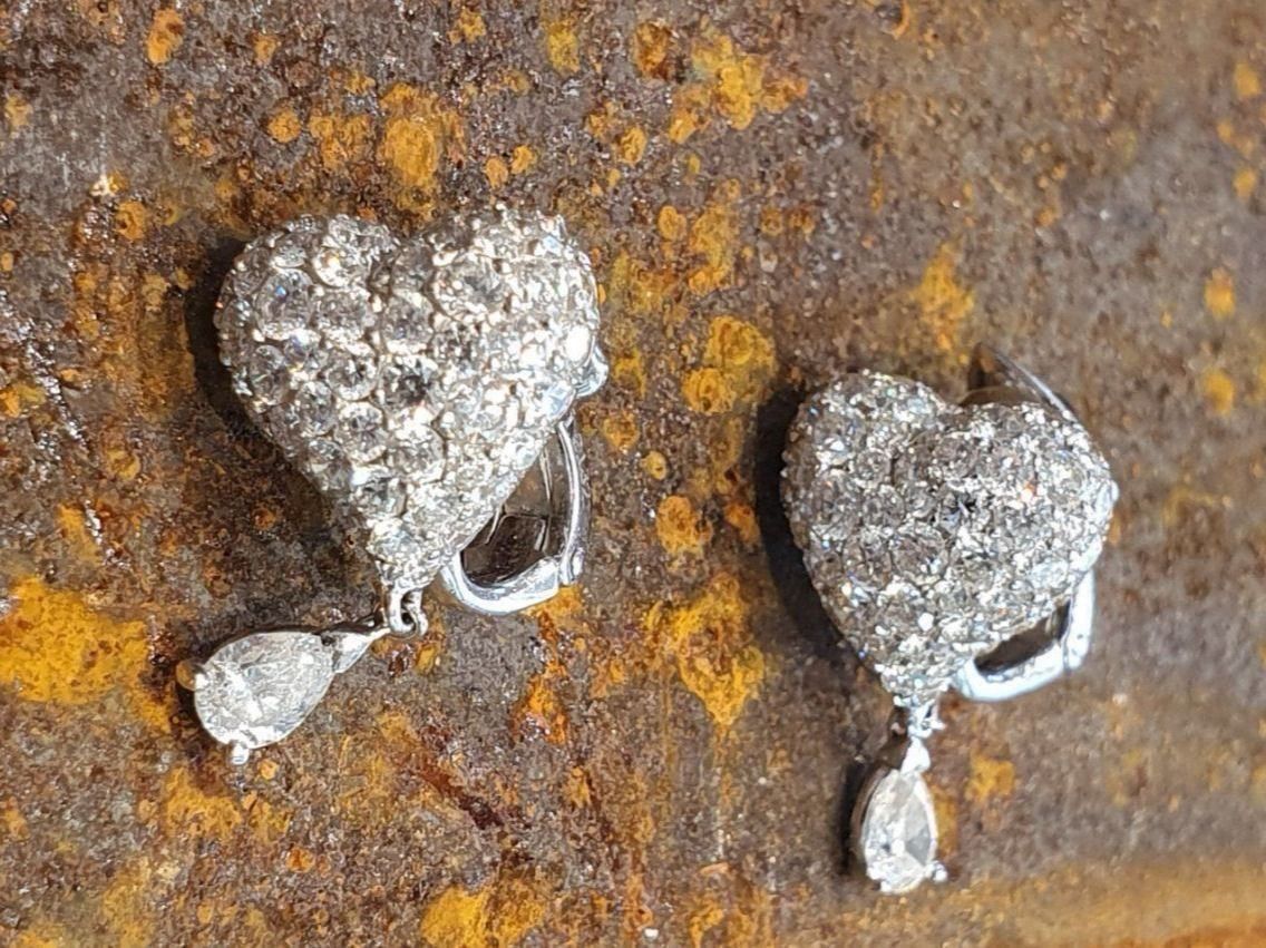Dior Orecchini pendenti & Orecchini a lobo: Dior Ohrclips Cupidon exrtrem selten Top – Usato da Unterägeri venduto da Altgoldschmuck 1